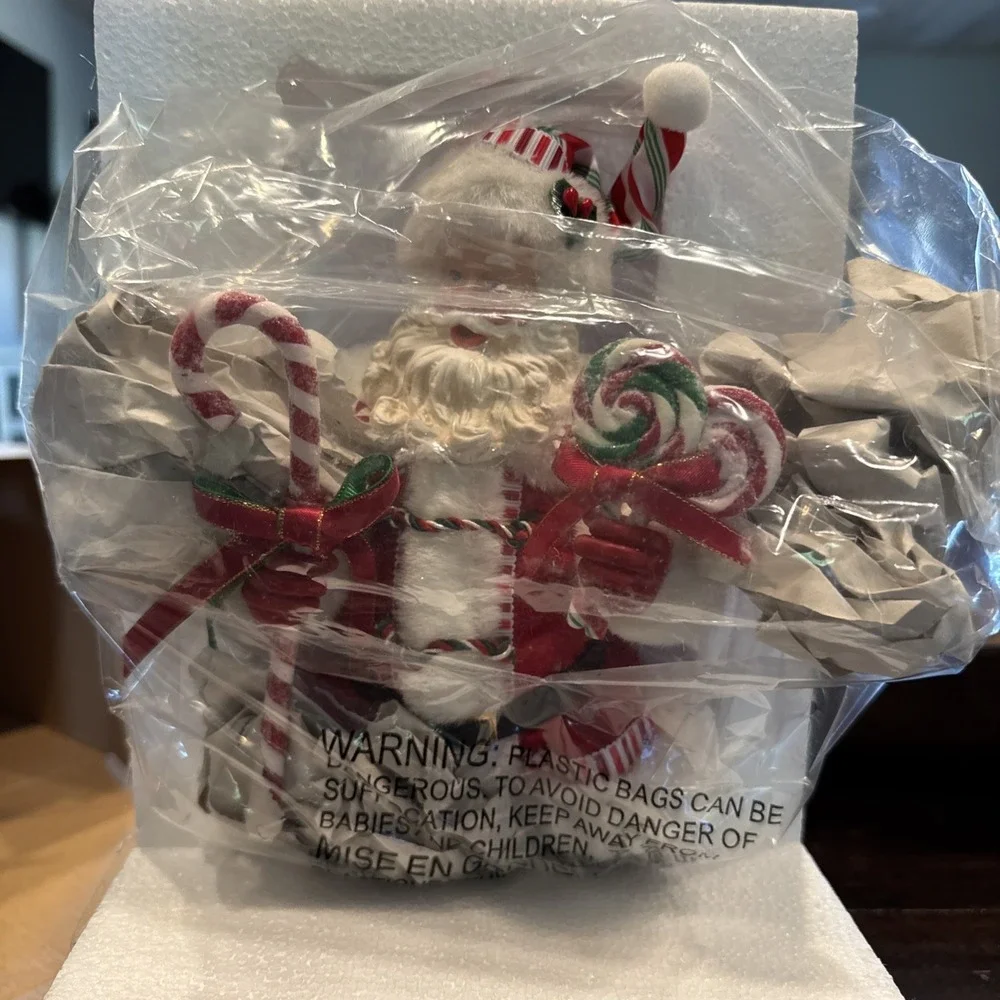 Department‎ 56 Possible Dreams Peppermint Santa #6002934D NEW IN BOX